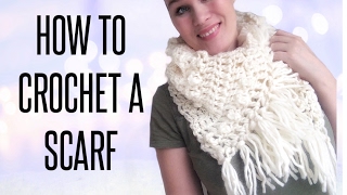Scarf with bubbles and fringes