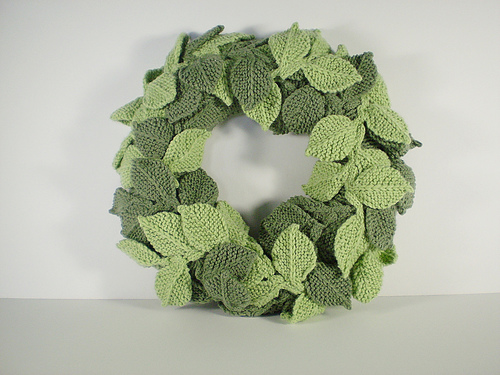Springtime Wreath, Leaves