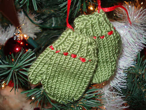Mini Mitten Ornament