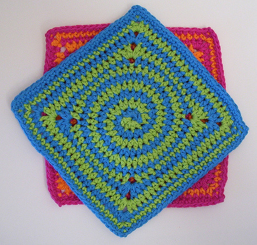 Squaring the Spiral Dishcloth