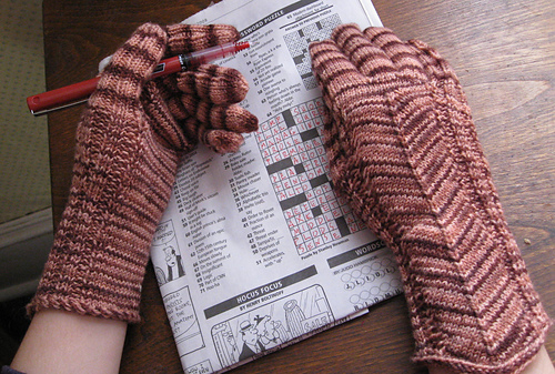 Bromilliad gloves