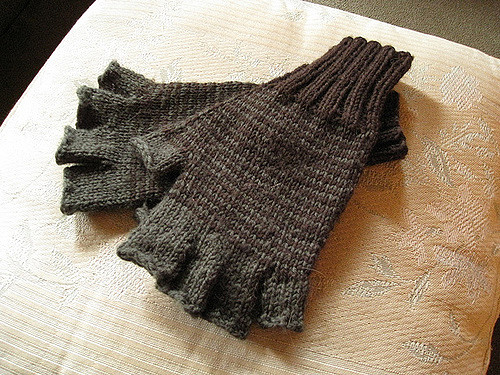 Fade Fingerless Gloves