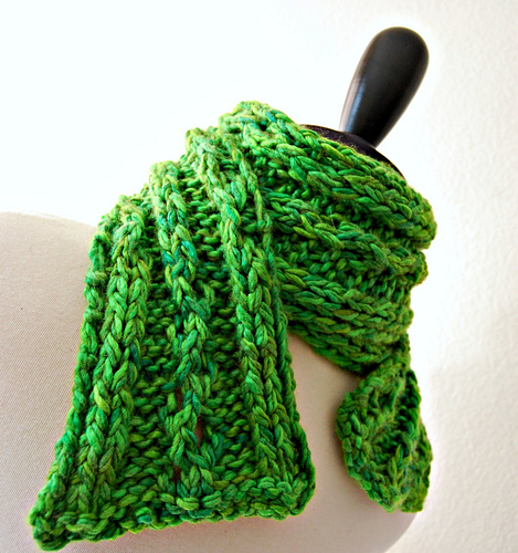 Green Gauntlet and Scarf Set