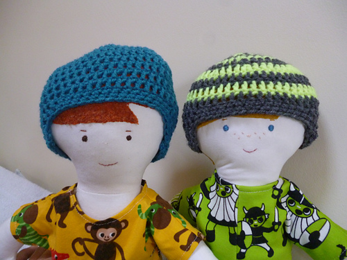 Dolls hat- poppenmuts Mie Mol