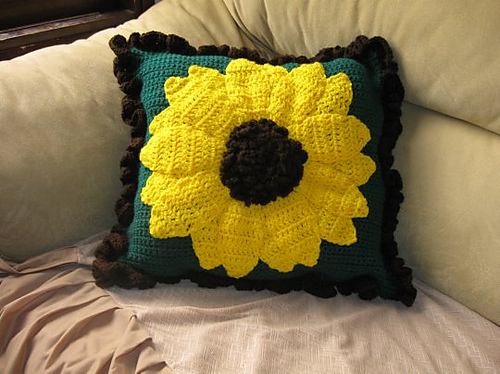 Large Sunflower Pillow Tutorial