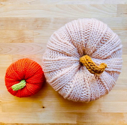 KNIT Pumpkin