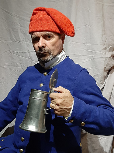 Voyageur Cap