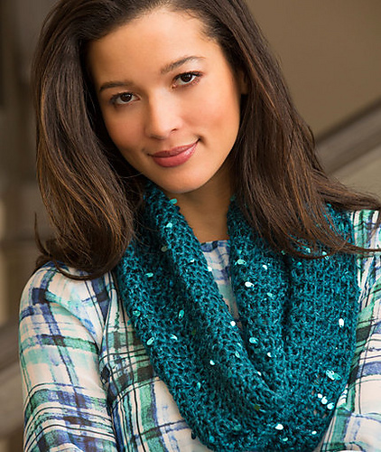 Classy Crochet Cowl