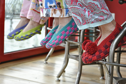 Cushy Checked Slippers