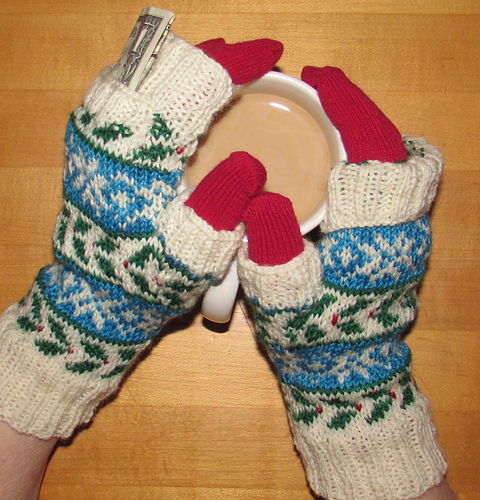 Deck the Halls 2014: The Fingerless Mitts