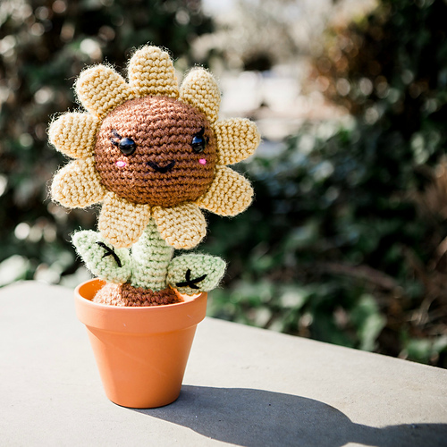 April the Sunflower Ami