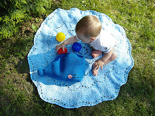 Willy the Whale and the Splish-Splash Blanket