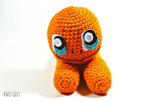 Pokémon Flat Charmander Amigurumi