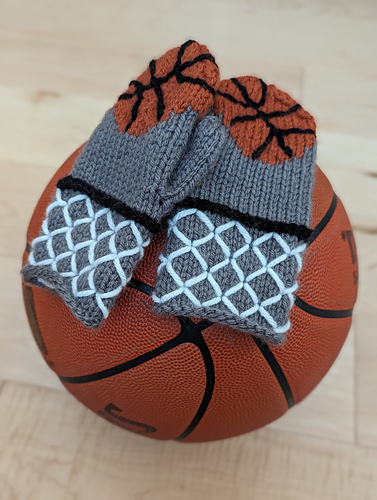 'Nothing but Knit' mittens