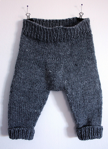 Knitted pants for babies