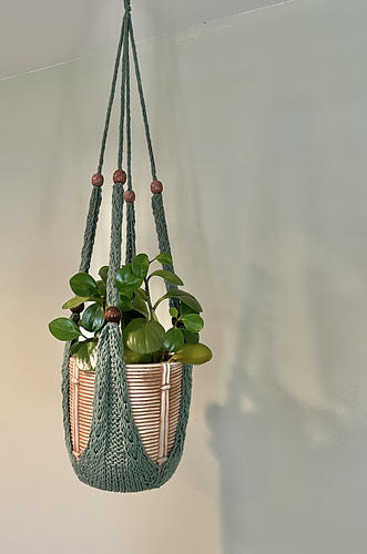 Cabled plant hanger