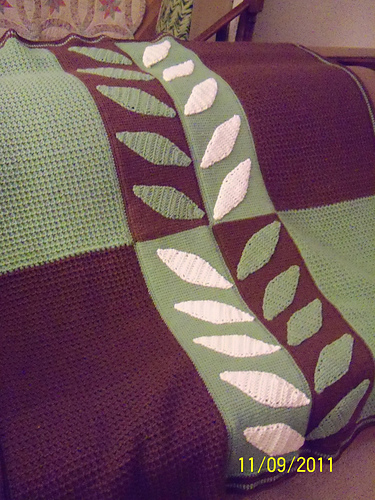 Modern Leaf Afghan #5209
