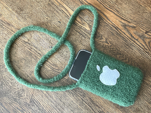 iPhone Pouch