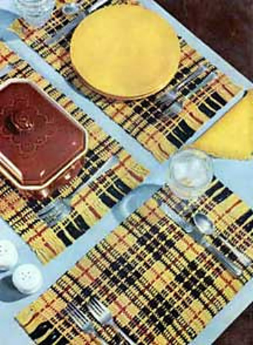 Tartan Place Mats and Potholder #S-87