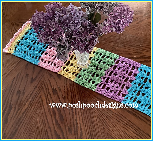 April Table Runner