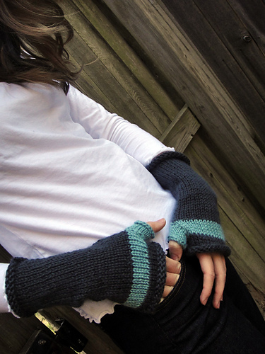 Thumbs Up Gloves