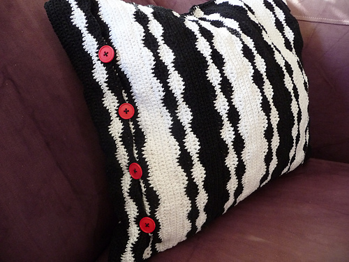 Pearly Pillow