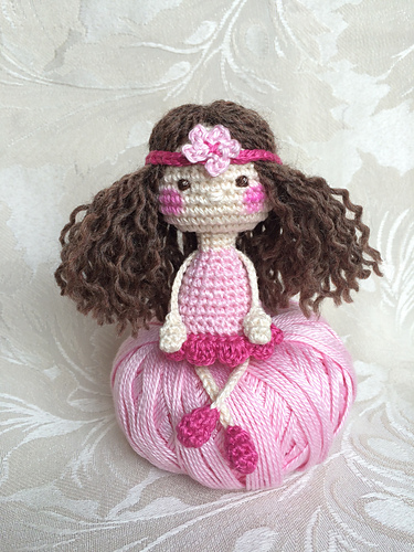 cute Amanda - the little dolly