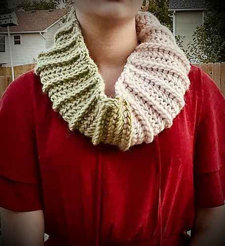 Pistachio Ice Cream Cowl