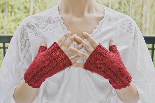 Bridal Falls Gloves