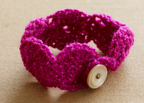 Pink Sparkle Crochet Bracelet