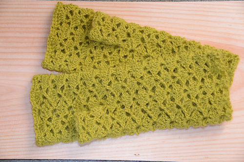 Hermione Shell Mittens