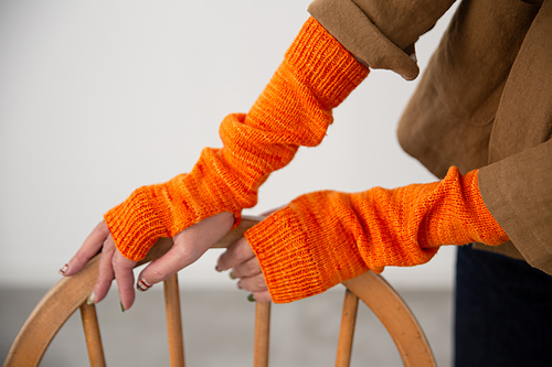 メリヤス編みのシンプルミトン / Simple Stockinette Mitts