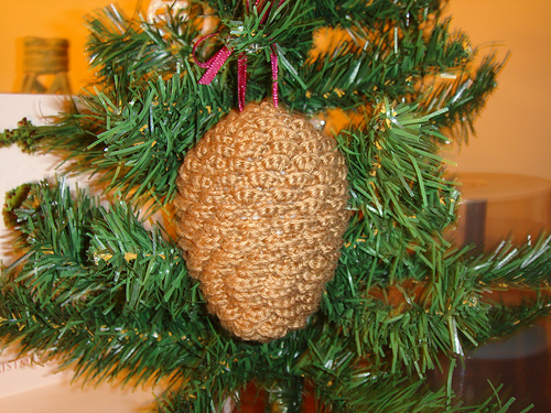 Pinecone Amigurumi
