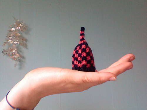 Innocent Smoothie Checkered Pixie Hat