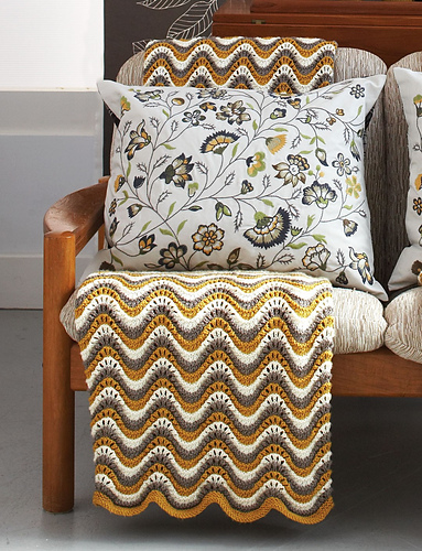 Feather and Fan Blanket (Knit)