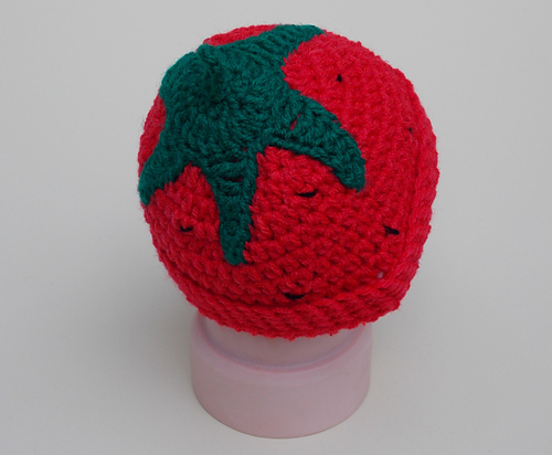 TOMATO OR STRAWBERRY BEANIE