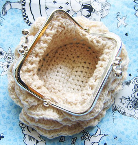 Ruffled Coin Purse