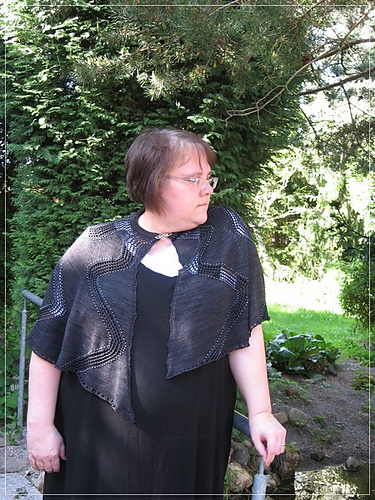 Runes of ancient times - The shawlette