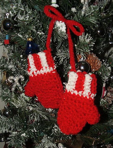 L'il Mittens Ornament-4 1/2"
