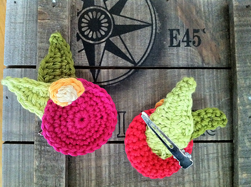 Apple Blossom Clip