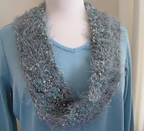 Crocheted Moebius Scarf