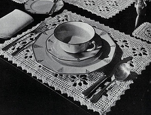 The Petal Luncheon Set #721