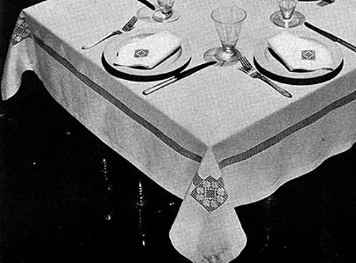 Four Square Luncheon Set #7076