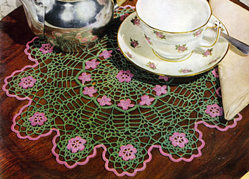 Wild Rose Scallops Doily #FD-440