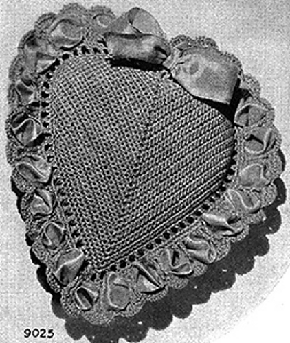 Heart Pin Cushion #9025