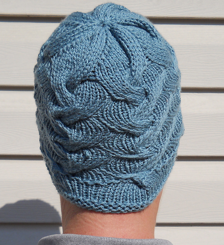 An Embrace of Waves Hat
