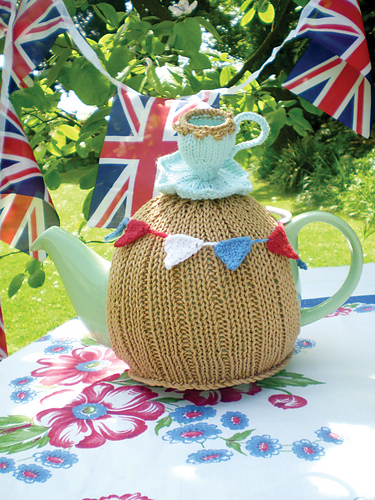 Right Royal Cuppa Tea Cozy!