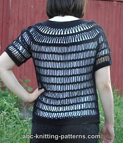 Sideways Chain Cardigan with Round Yoke