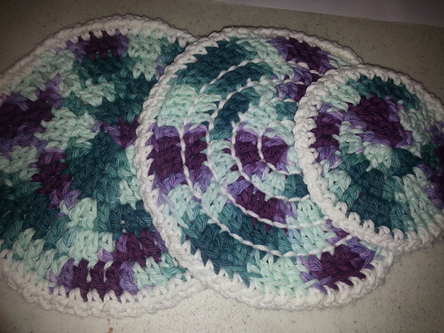 Basic Round Coaster/Potholder/Washcloth to Crochet