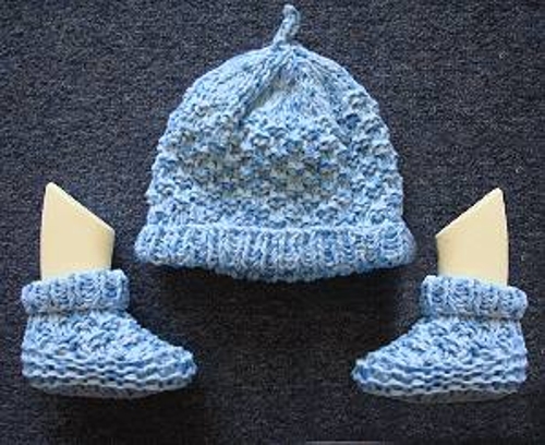 Two Needle Top Knot Baby Hat & Blocks Baby Booties
